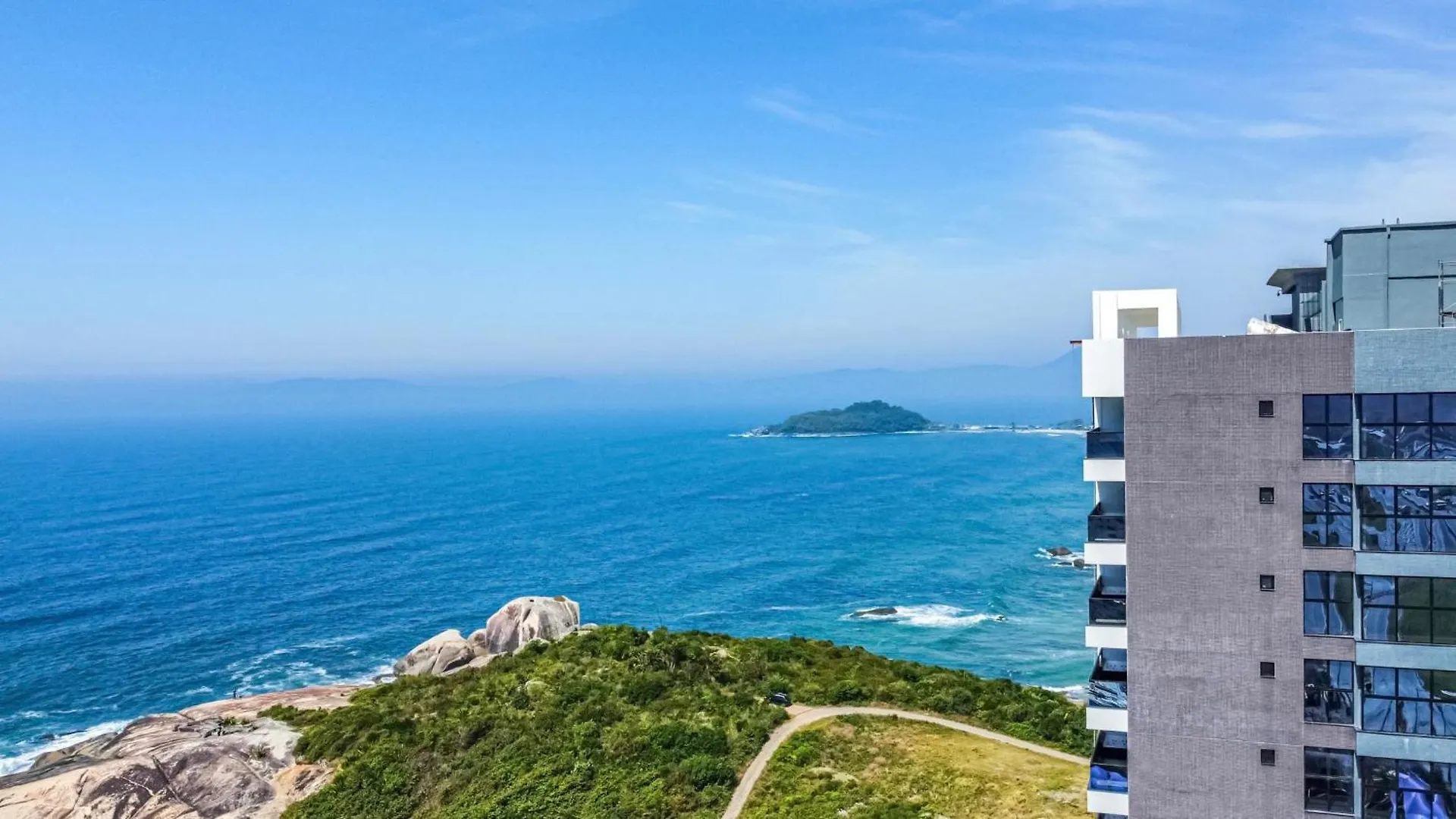 Blue Sea Hotel ايتابيما